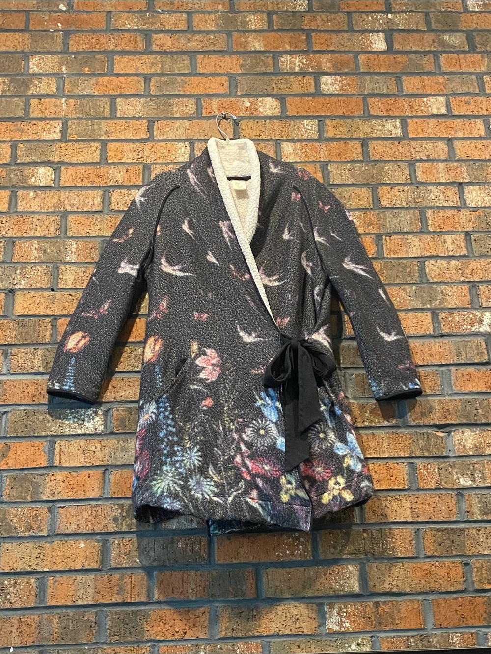 E by ELOISE ROBE from ANTHROPOLOGIE